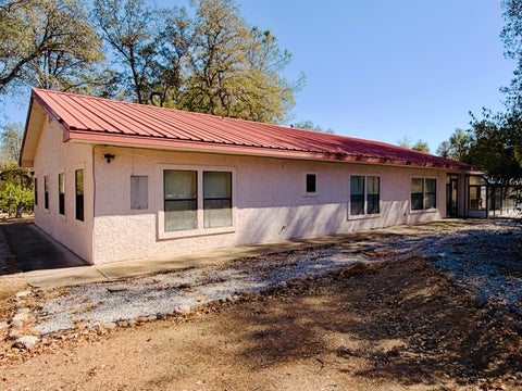 Photo of 8030 Placer Road, Redding, CA 96001 (MLS # 26-5835)