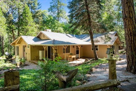 Photo of 30303 Oak Run To Fern Road, Whitmore, CA 96096 (MLS # 26-2509)
