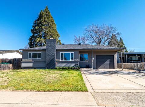 Photo of 1491 Pinon Avenue, Anderson, CA 96007 (MLS # 26-1015)