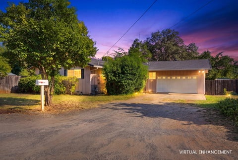 Photo of 1615 Oakdale Court, Redding, CA 96002 (MLS # 26-3414)