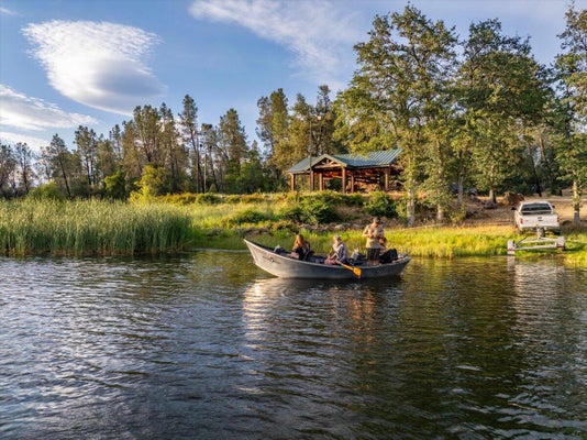 8499 SIMMONS RD, REDDING, CA 96001 - Image 2145aca68ade8079c4c8fe27d79bba8f/2925863629