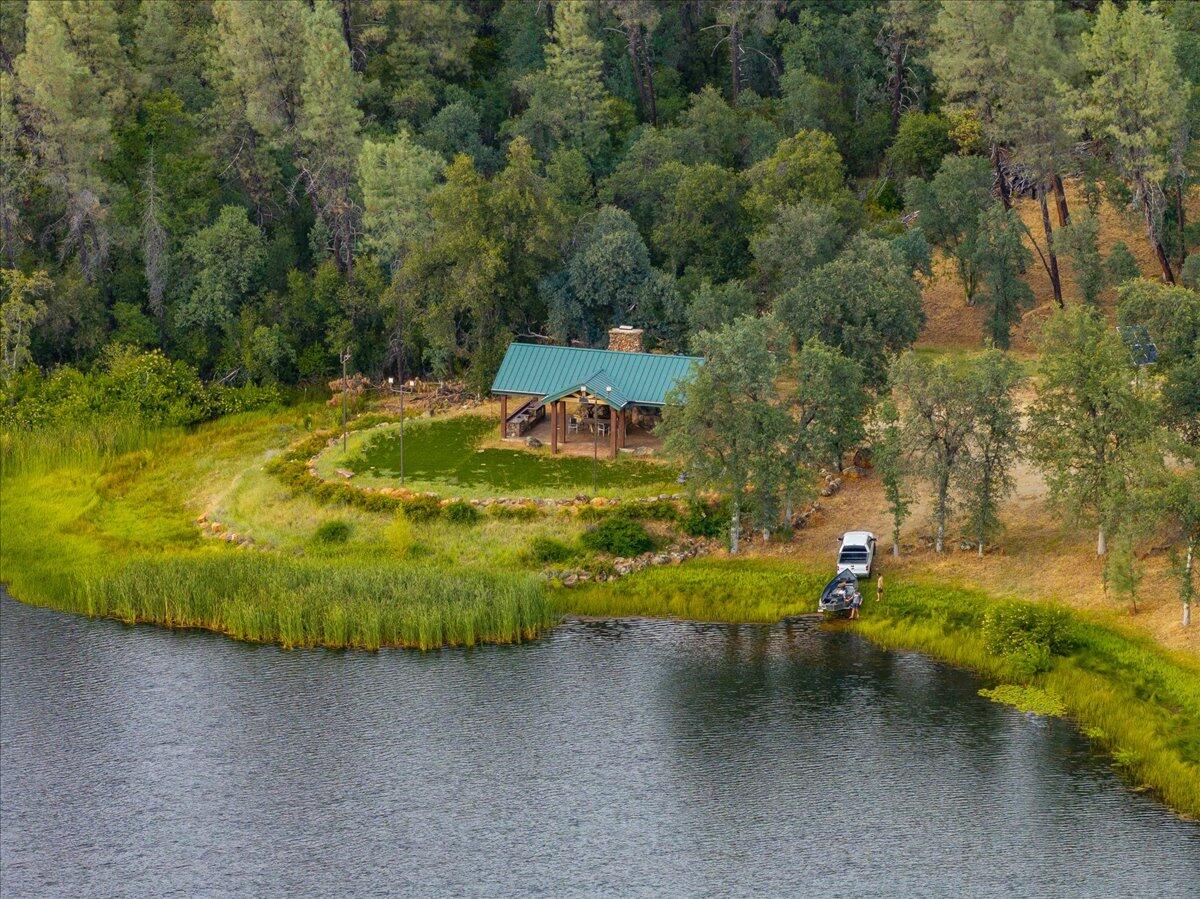8499 Simmons Road
