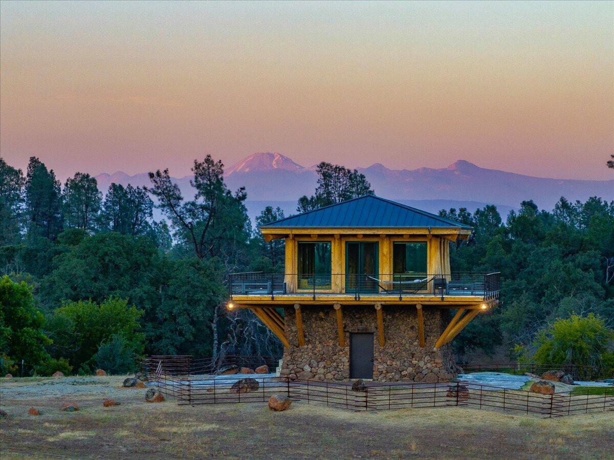 8499 Simmons Road