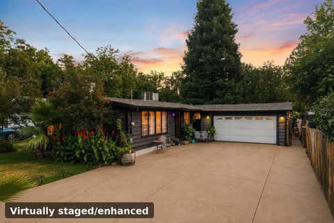 Photo of 4562 E Bonnyview Road, Redding, CA 96001 (MLS # 26-3312)