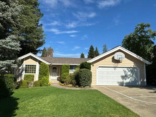 4330 CARLOW WAY, REDDING, CA 96001 - Image 23a2b994f0af9e3f42467bd17bbfc433/377929404