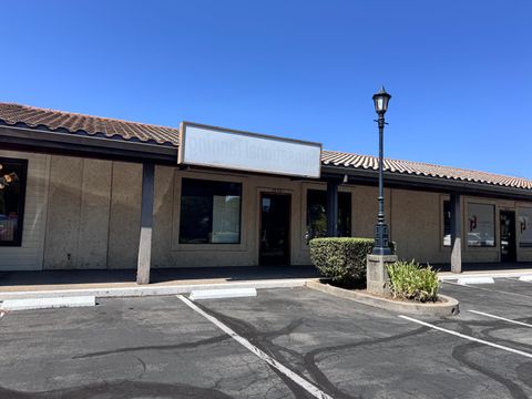 Photo of 2866 Park Marina Drive, Redding, CA 96001 (MLS # 25-3444)