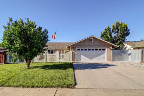 Photo of 4143 Saint Patricks Avenue, Redding, CA 96003 (MLS # 26-2835)