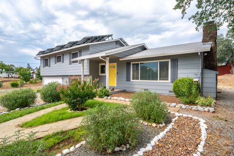 Photo of 3638 W Anderson Drive, Cottonwood, CA 96022 (MLS # 26-3050)