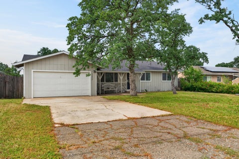 Photo of 22402 River View Drive, Cottonwood, CA 96022 (MLS # 26-3558)