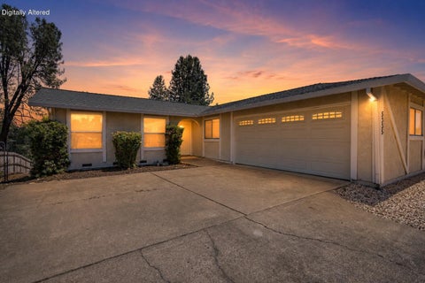 Photo of 5335 Stonethrow Court, Redding, CA 96003 (MLS # 26-4206)