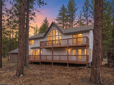 Photo of 5843 Floyd Court, Weed, CA 96094 (MLS # 26-2729)
