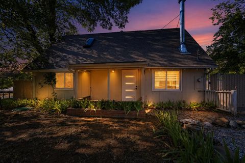 Photo of 3533 Park Street, Shasta Lake, CA 96019 (MLS # 26-3061)