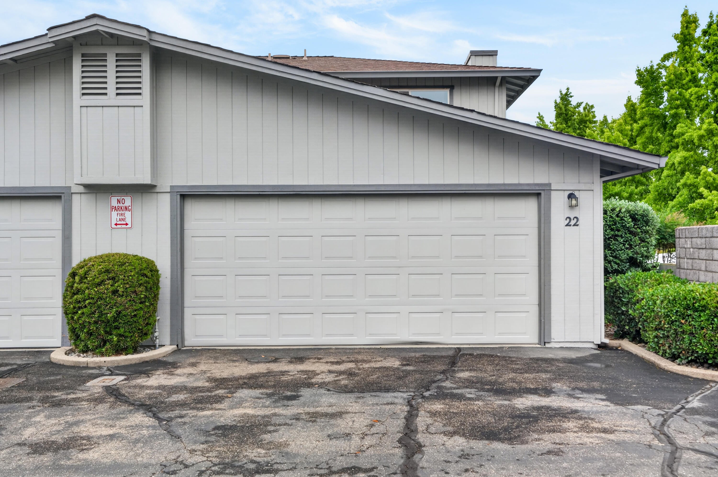 200 Ridgetop Drive APT 22