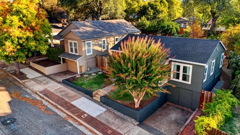 Photo of 12591261 Magnolia Avenue, Redding, CA 96001 (MLS # 26-5676)