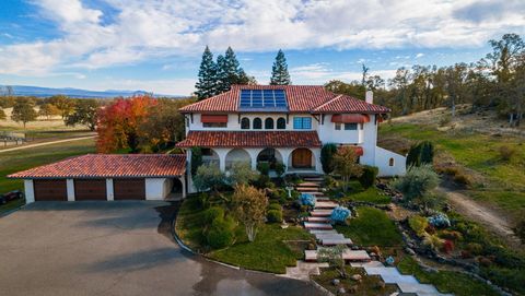 Photo of 22797 Silverlode Road, Palo Cedro, CA 96073 (MLS # 26-719)