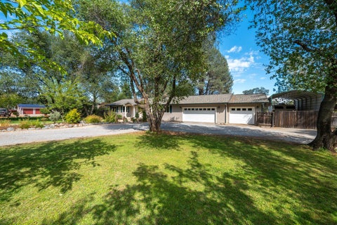 Photo of 6185 Happy Valley Road, Anderson, CA 96007 (MLS # 26-5185)