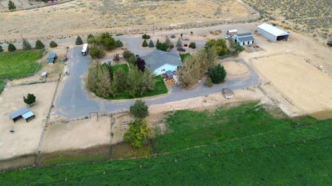 Photo of 480100 Belfast Road, Litchfield, CA 96117 (MLS # 25-4150)