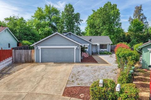 Photo of 1827 Bembow Drive, Redding, CA 96002 (MLS # 26-1595)