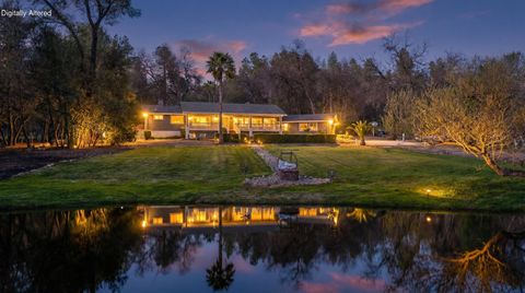 Photo of 20114 Vernita Drive, Redding, CA 96003 (MLS # 26-324)