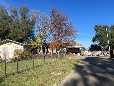 Photo of 18986 Gucci Lane, Cottonwood, CA 96022 (MLS # 26-775)