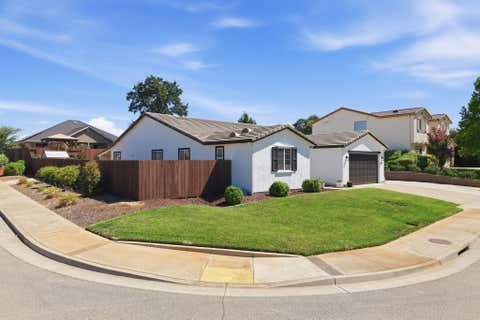 Photo of 3406 Carlsbad Lane, Redding, CA 96002 (MLS # 26-3618)