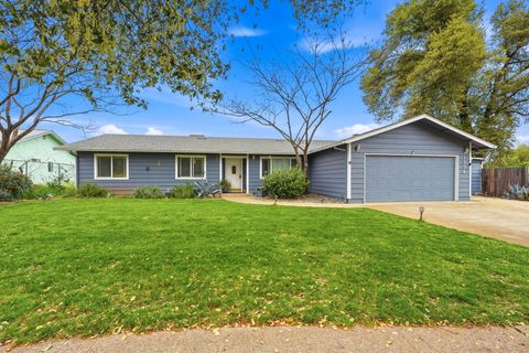 Photo of 1354 Harpole Road, Redding, CA 96002 (MLS # 26-999)