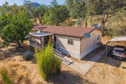 Photo of 14477 Argonaut Trail, Redding, CA 96003 (MLS # 26-2526)