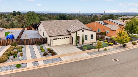 Photo of 4678 Pleasant Hills Drive, Anderson, CA 96007 (MLS # 26-5191)