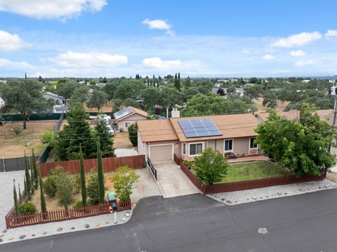 Photo of 19581 Feather Falls Place, Cottonwood, CA 96022 (MLS # 26-2582)