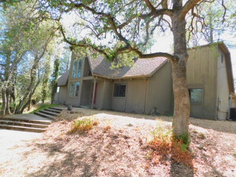 Photo of 17903 Ranchera Road, Shasta Lake, CA 96019 (MLS # 26-4455)