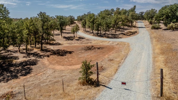COUNTRY HILLS DR, COTTONWOOD, CA 96022 - Image 38736a1d2a4d59e4d138b56e4ea5b521/1588627892