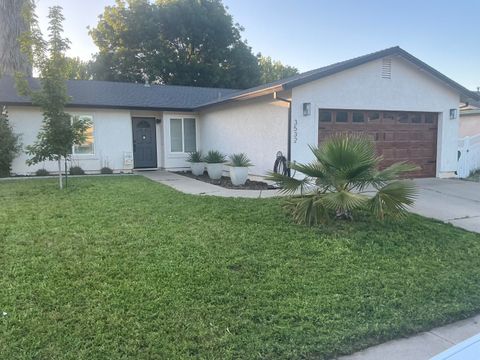 Photo of 3532 Barkwood Drive, Anderson, CA 96007 (MLS # 26-1950)