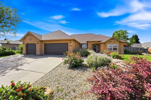 2175 TRADITION WAY, REDDING, CA 96001 - Image 38e8dc95df4347ca3ffb0d5fdc9b9822/2052308780