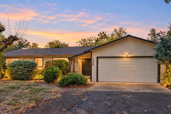1088 DE MOLL DR, REDDING, CA 96002 - Image 3c9be017ea412367ada6ade5373044a9/3503374009
