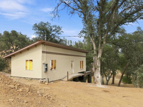 Photo of 1480 Kenyon Drive, Redding, CA 96001 (MLS # 26-3620)