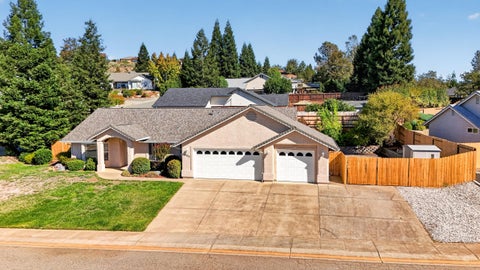 Photo of 4405 Hillington Court, Shasta Lake, CA 96019 (MLS # 26-5370)