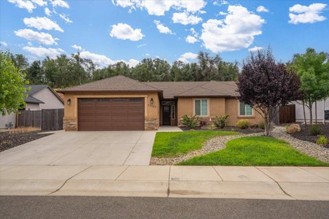 Photo of 20189 Ballentine Drive, Anderson, CA 96007 (MLS # 26-2790)