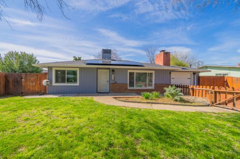 Photo of 2648 Tremonto Road, Anderson, CA 96007 (MLS # 25-4618)