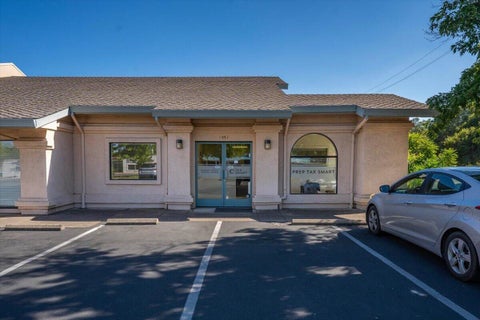 Photo of 1551 Hartnell Avenue, Redding, CA 96002 (MLS # 26-3960)