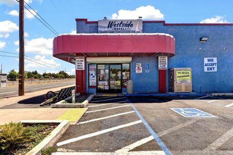 Photo of 4560 Westside Road, Redding, CA 96001 (MLS # 26-4135)
