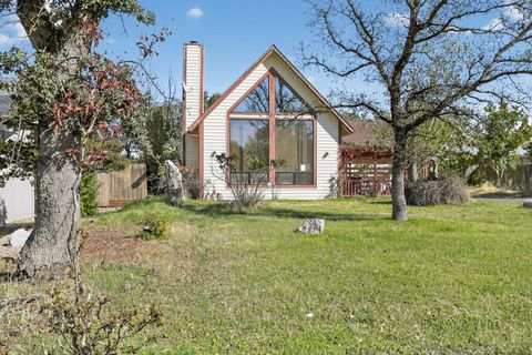 Photo of 19566 Feather Falls Place, Cottonwood, CA 96022 (MLS # 25-5021)