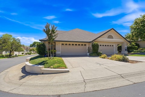 Photo of 789 Doral Trail, Redding, CA 96003 (MLS # 26-3715)
