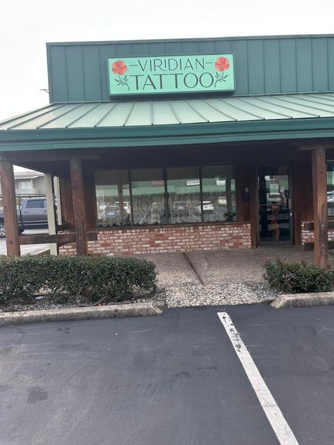 Photo of 1165 Hilltop Drive, Redding, CA 96003 (MLS # 25-5314)