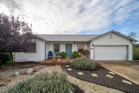 Photo of 19651 Valley Ford Drive, Cottonwood, CA 96022 (MLS # 25-5134)