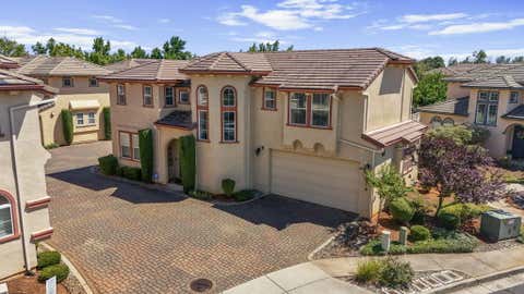 Photo of 1969 Salzburg Trail, Redding, CA 96003 (MLS # 26-3716)