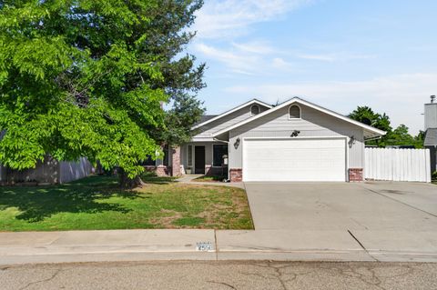 Photo of 2550 Cimarron Drive, Red Bluff, CA 96080 (MLS # 26-2286)