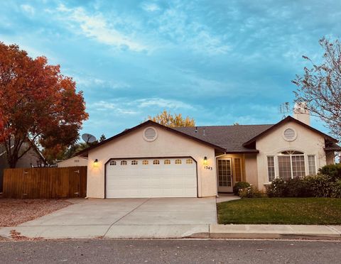 Photo of 1343 Britt Lane, Red Bluff, CA 96080 (MLS # 25-5038)