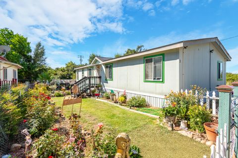 Photo of 21498 Trefoil Lane, Cottonwood, CA 96022 (MLS # 25-4261)