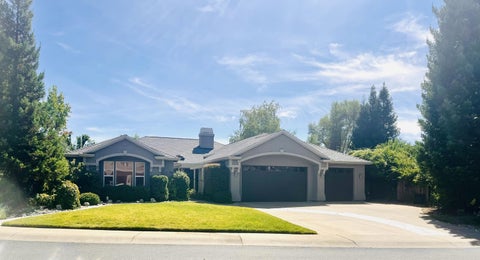 Photo of 1539 Gold Hills Drive, Redding, CA 96003 (MLS # 26-4857)