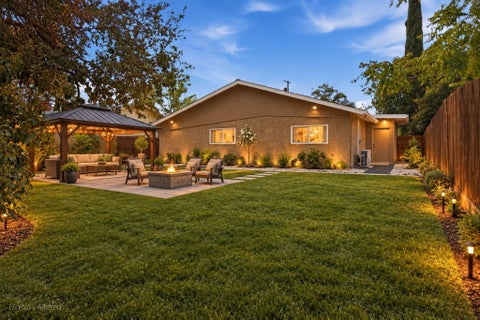 Photo of 2921 Fairway Avenue, Redding, CA 96002 (MLS # 26-5340)